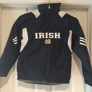 Youth Notre Dame quarter zip windbreaker med 10/12